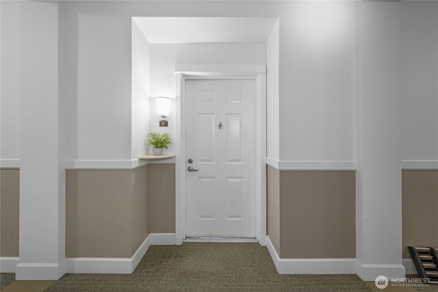 13301 SE 79th Place #B107, Newcastle, WA 98059