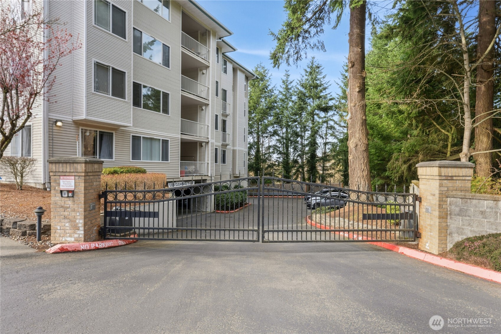 13301 SE 79th Place #B107, Newcastle, WA 98059