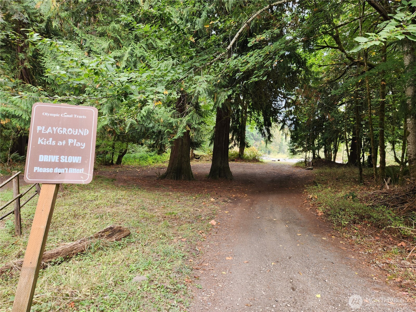 71 Hilltop Court , Brinnon, WA 98320