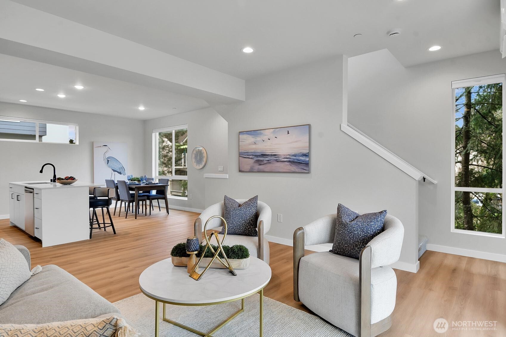 222 124th Street SW #F2, Everett, WA 98204