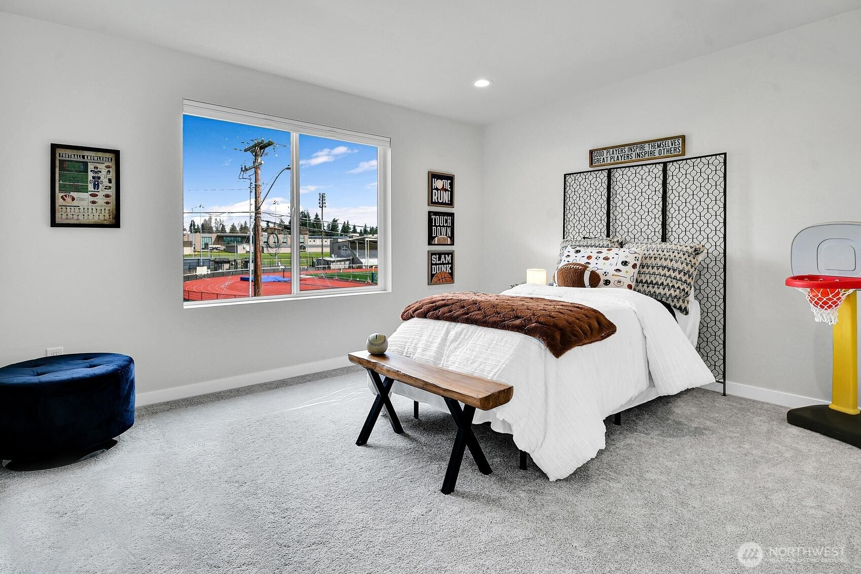 222 124th Street SW #F2, Everett, WA 98204