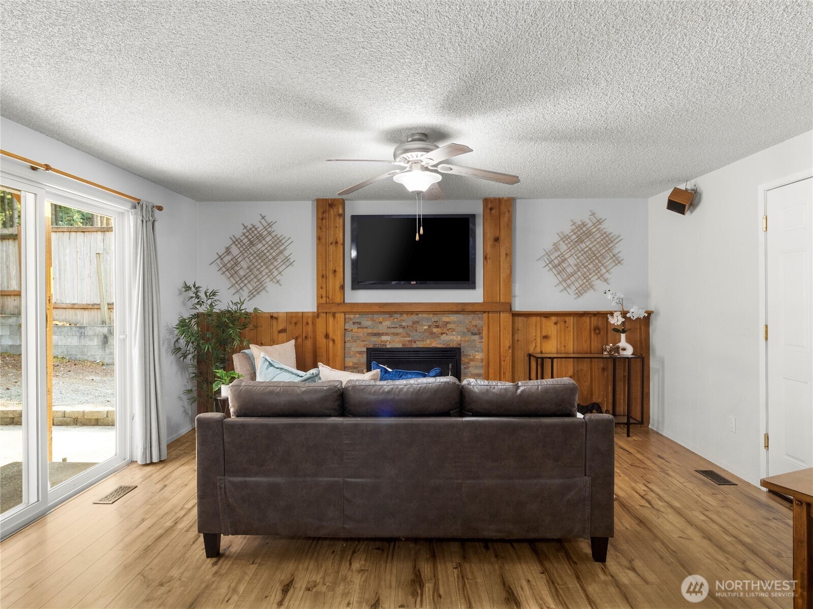 4802 Delores Drive NE, Olympia, WA 98516