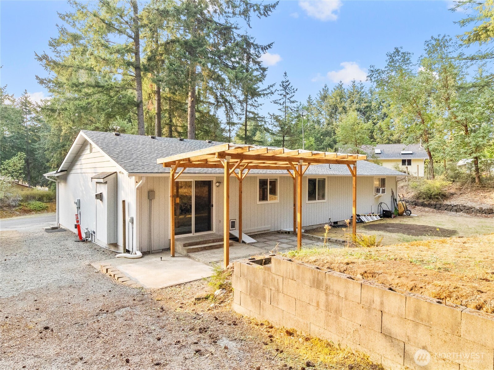 4802 Delores Drive NE, Olympia, WA 98516