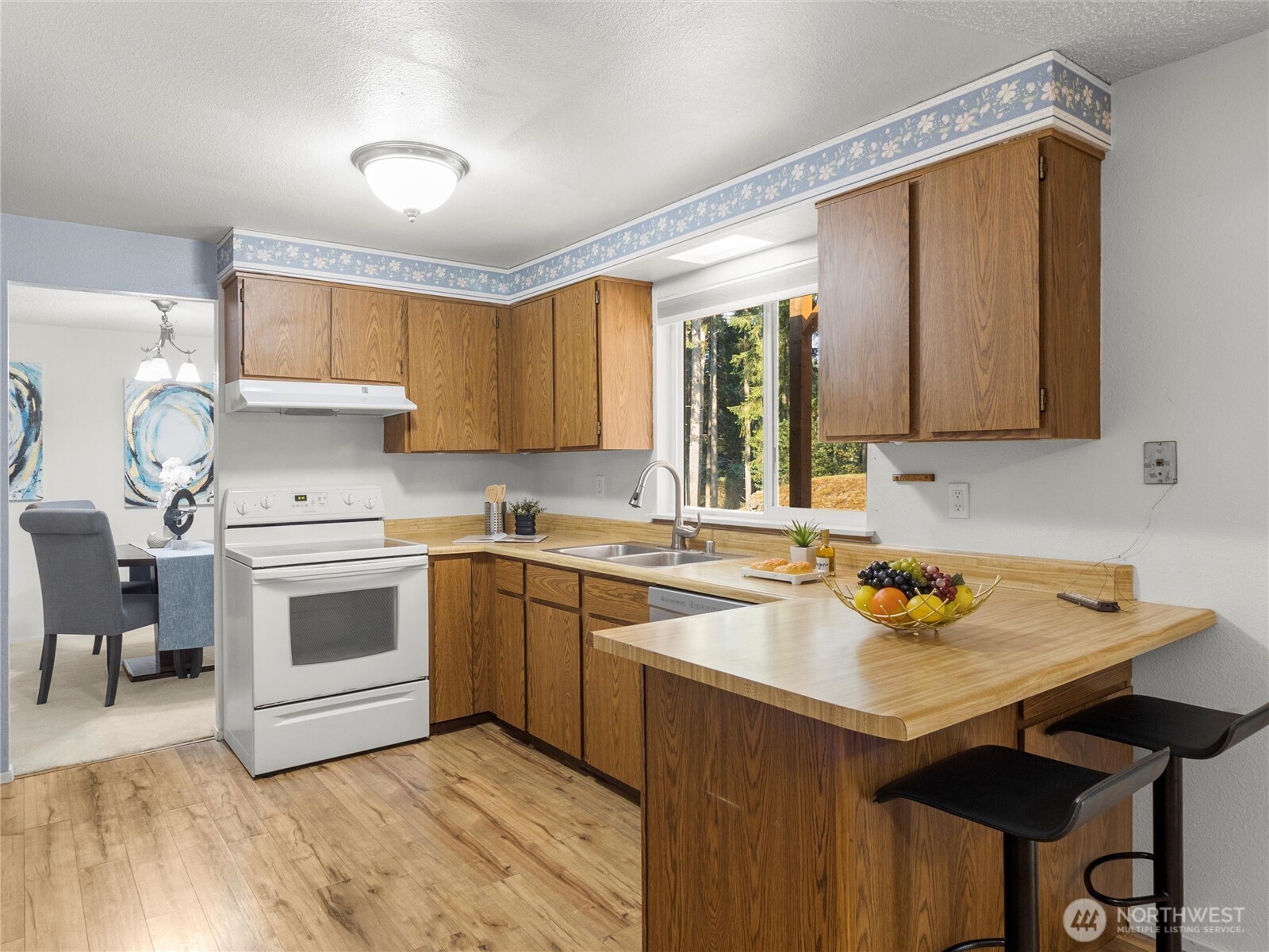 4802 Delores Drive NE, Olympia, WA 98516