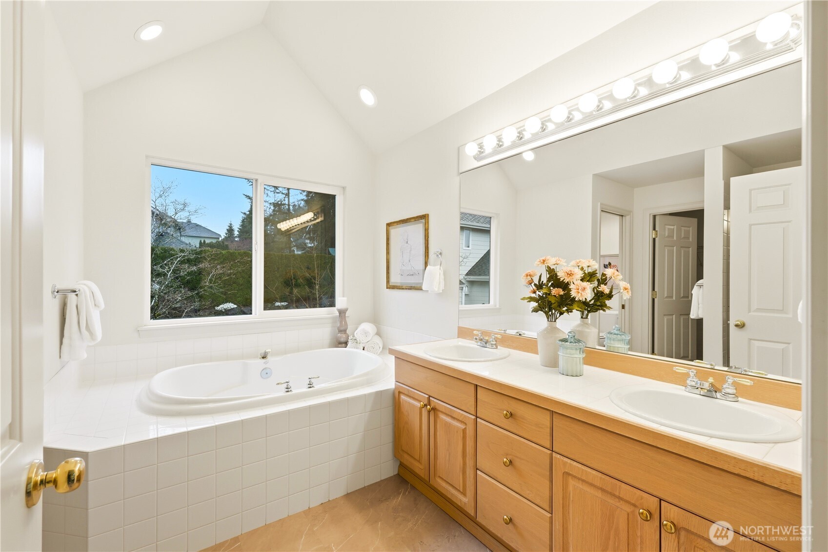 20229 29th Avenue SE, Bothell, WA 98012