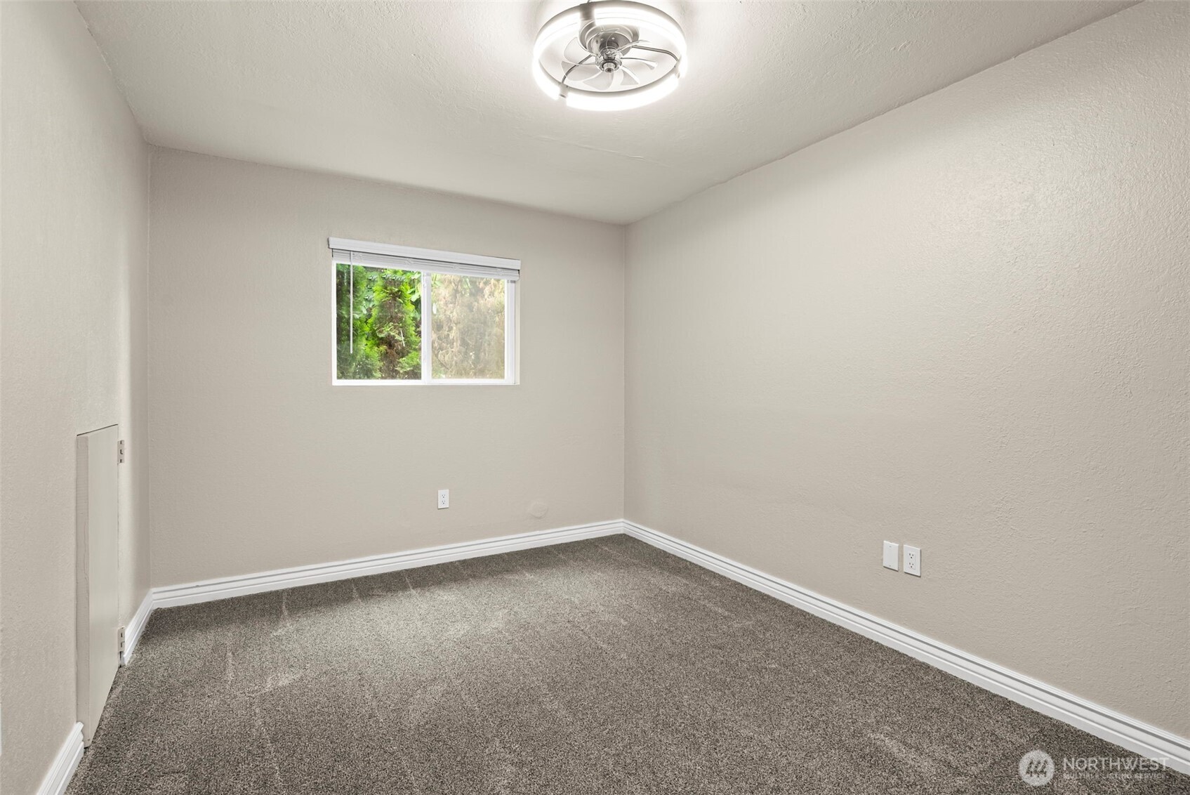 8503 S 259th Street #D31, Kent, WA 98030