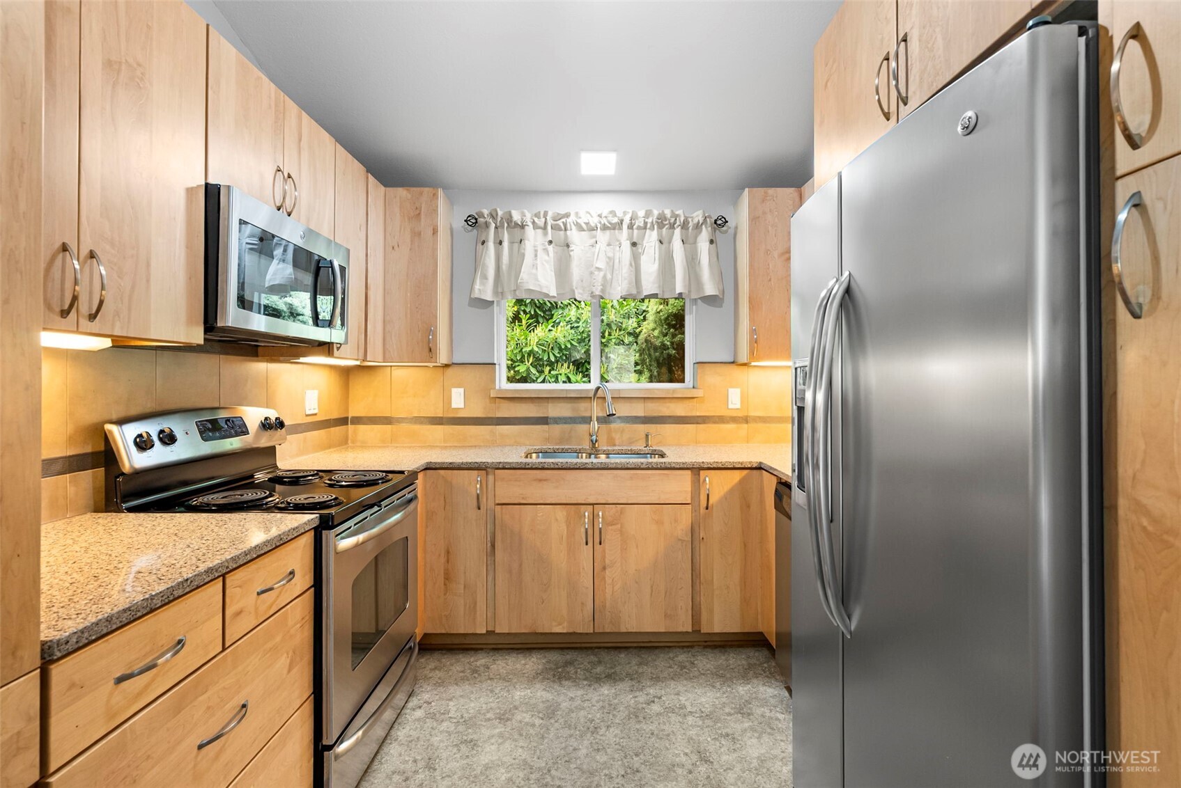 8503 S 259th Street #D31, Kent, WA 98030