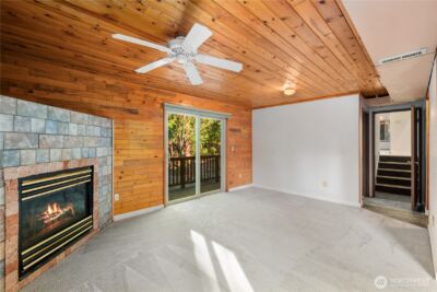 19306 SE 277th Street , Kent, WA 98042 - Photo 17