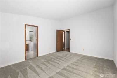 19306 SE 277th Street , Kent, WA 98042 - Photo 20