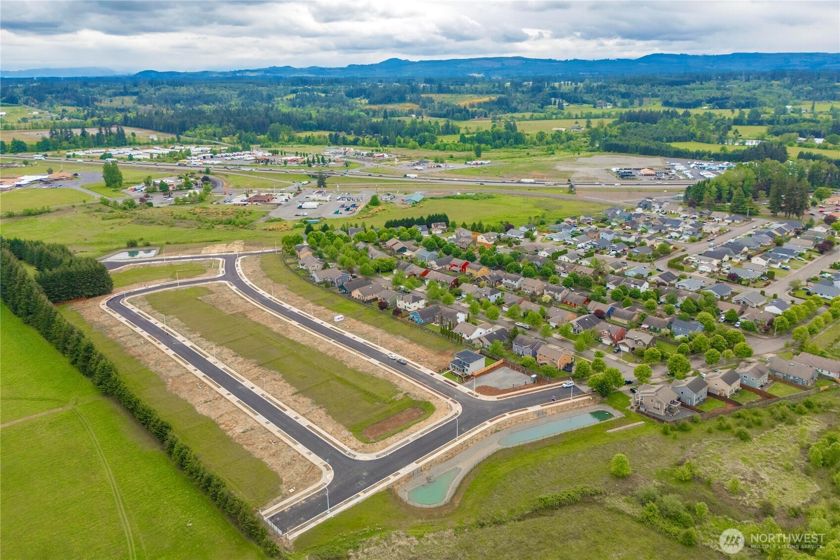 121 Willowbrook Drive , Chehalis, WA 98532