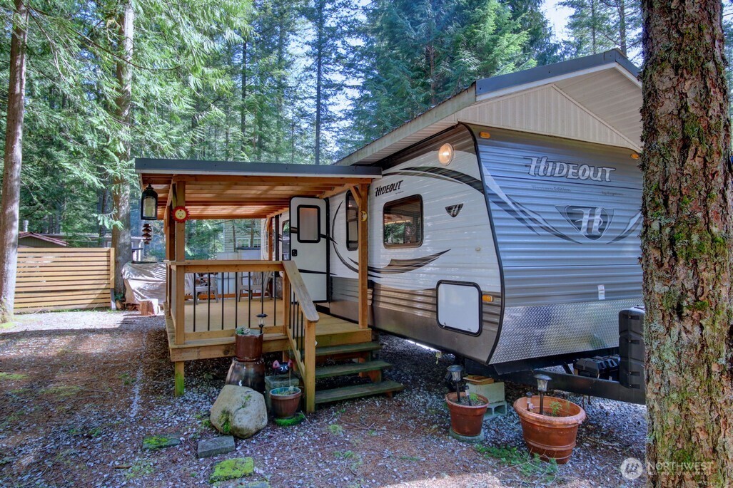 64 Wilderness Way , Deming, WA 98244