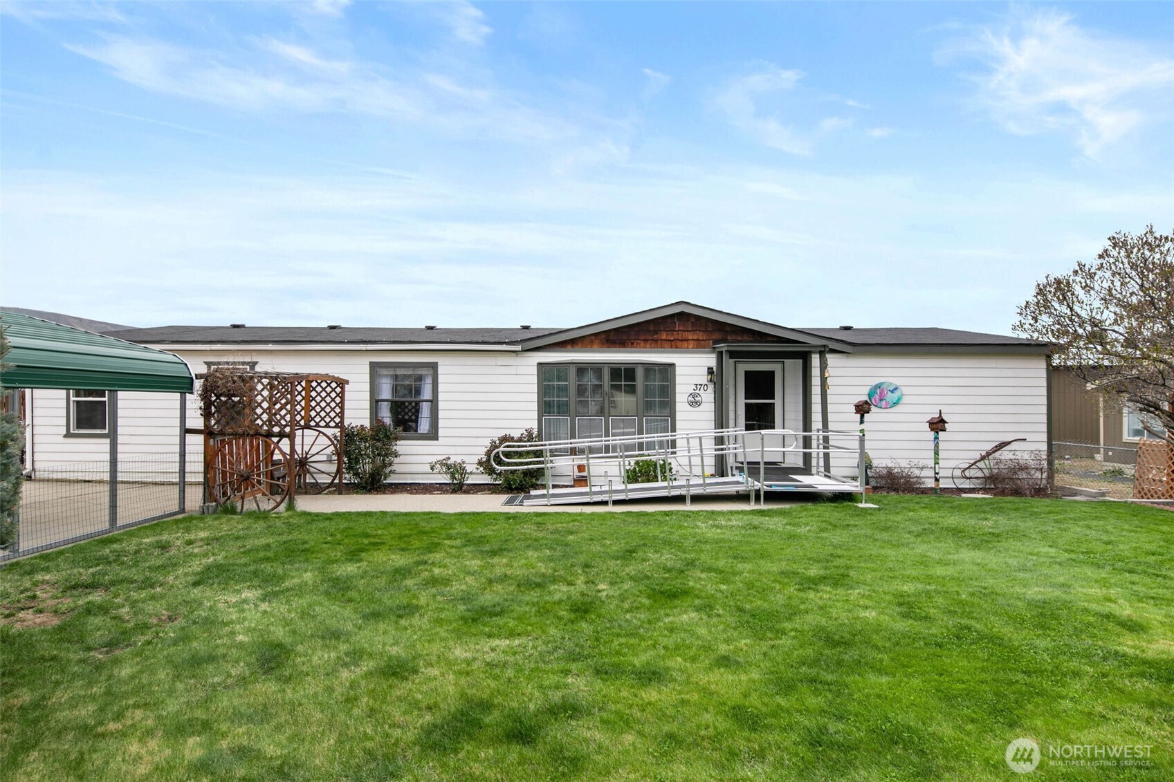 370 S Kentucky , East Wenatchee, WA 98802