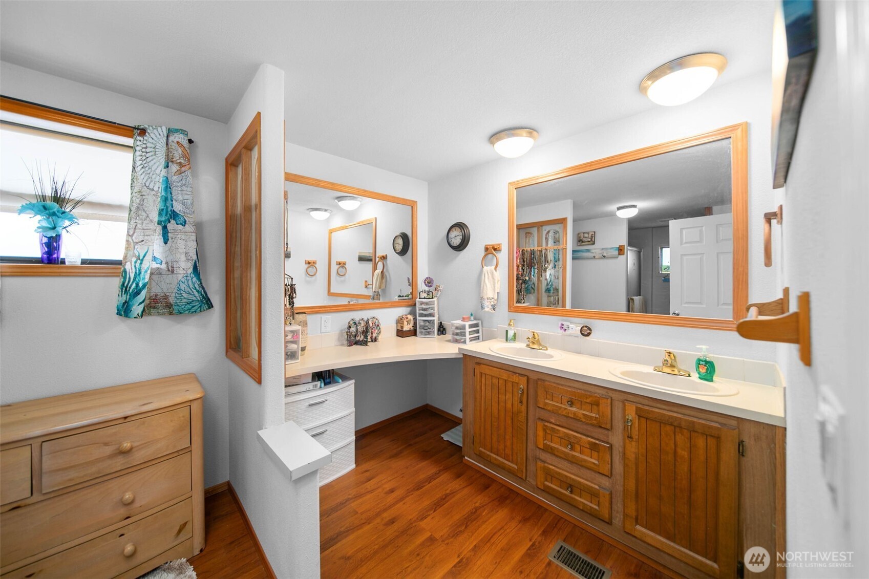 370 S Kentucky , East Wenatchee, WA 98802