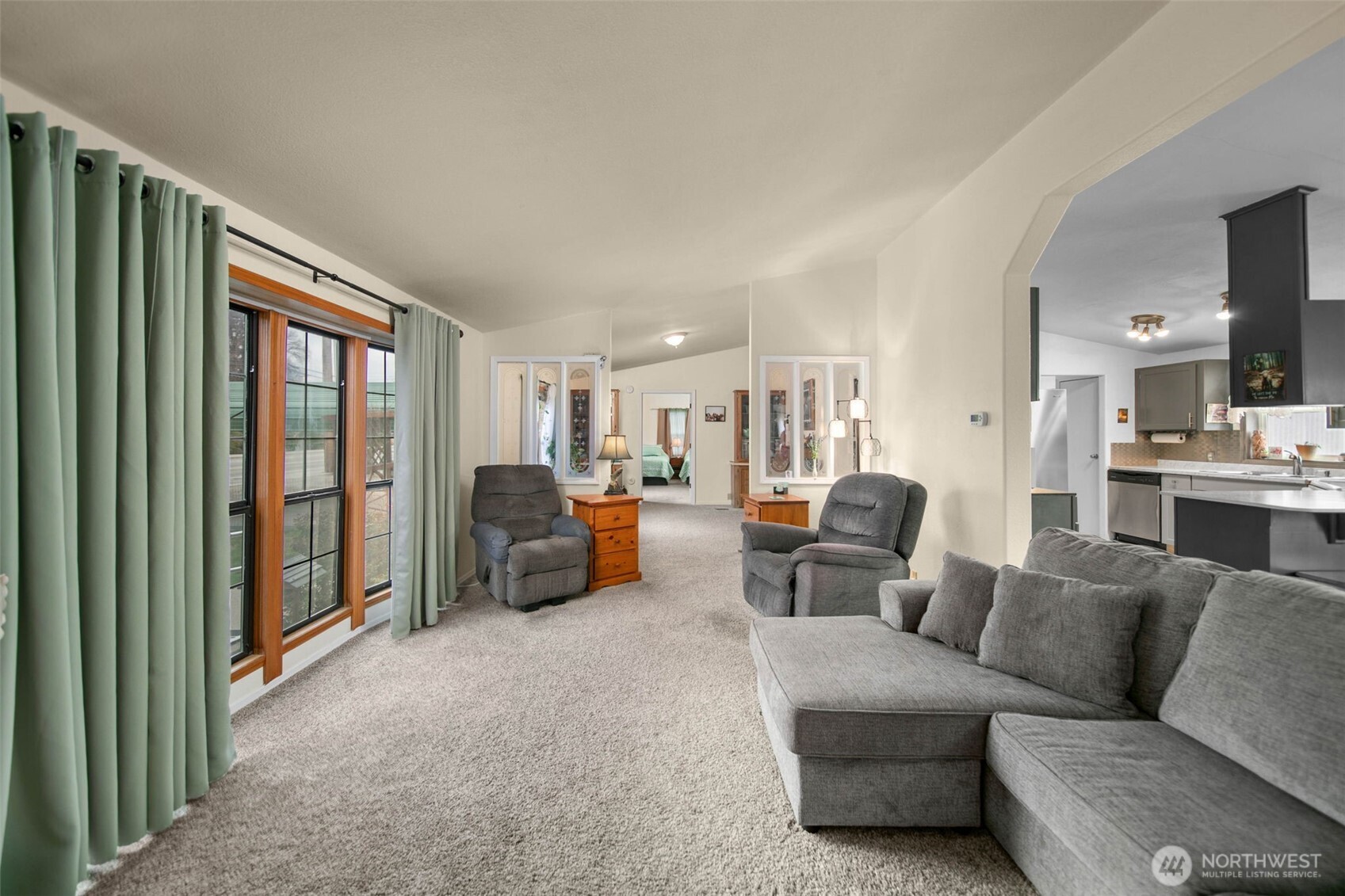 370 S Kentucky , East Wenatchee, WA 98802