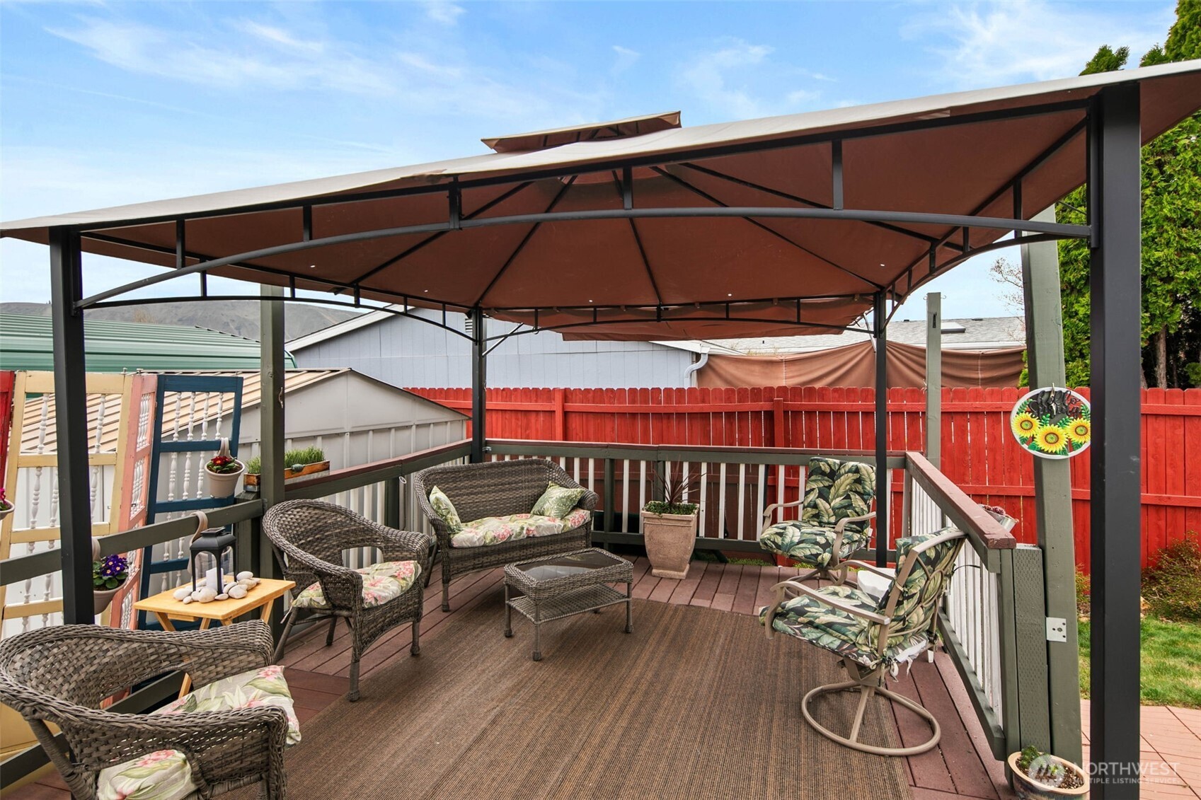 370 S Kentucky , East Wenatchee, WA 98802