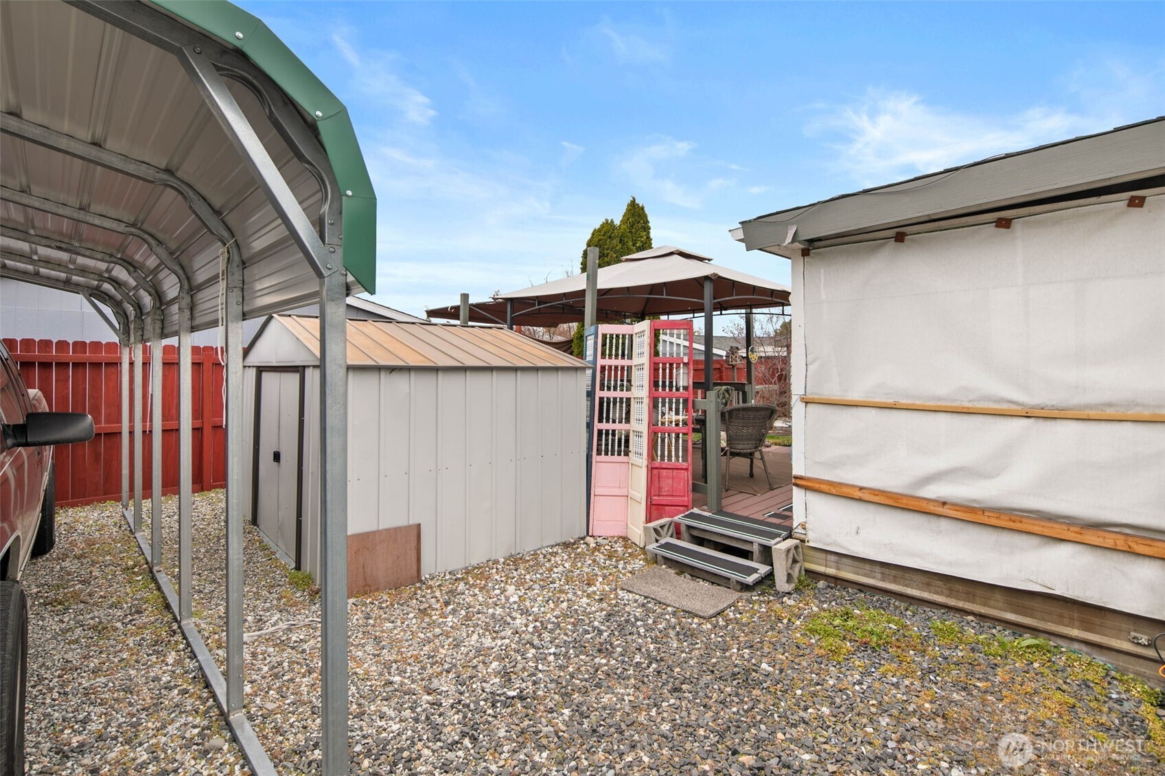 370 S Kentucky , East Wenatchee, WA 98802