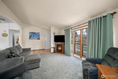 370 S Kentucky , East Wenatchee, WA 98802 - Photo 5