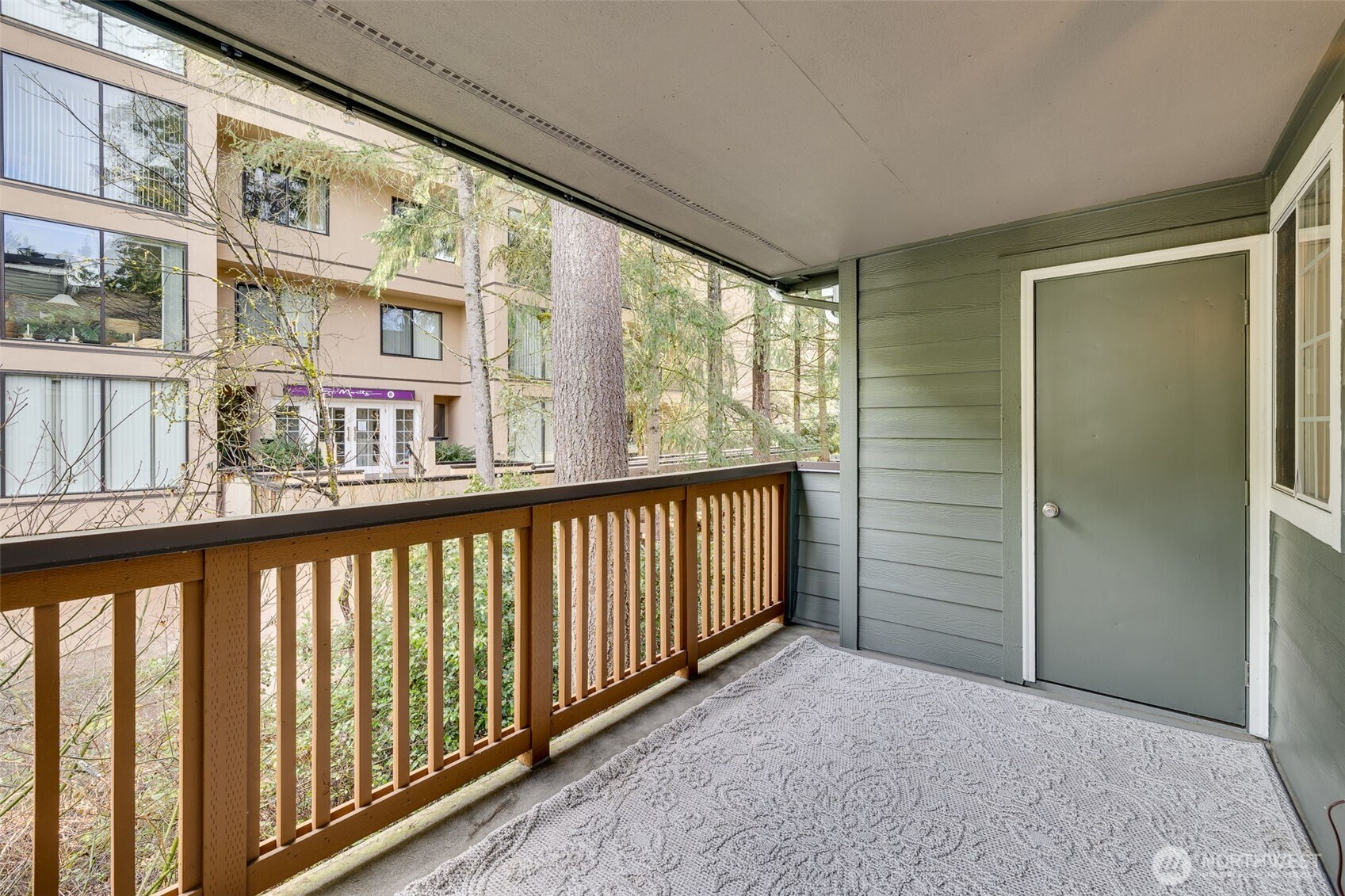 15433 Country Club Drive #E202, Mill Creek, WA 98012