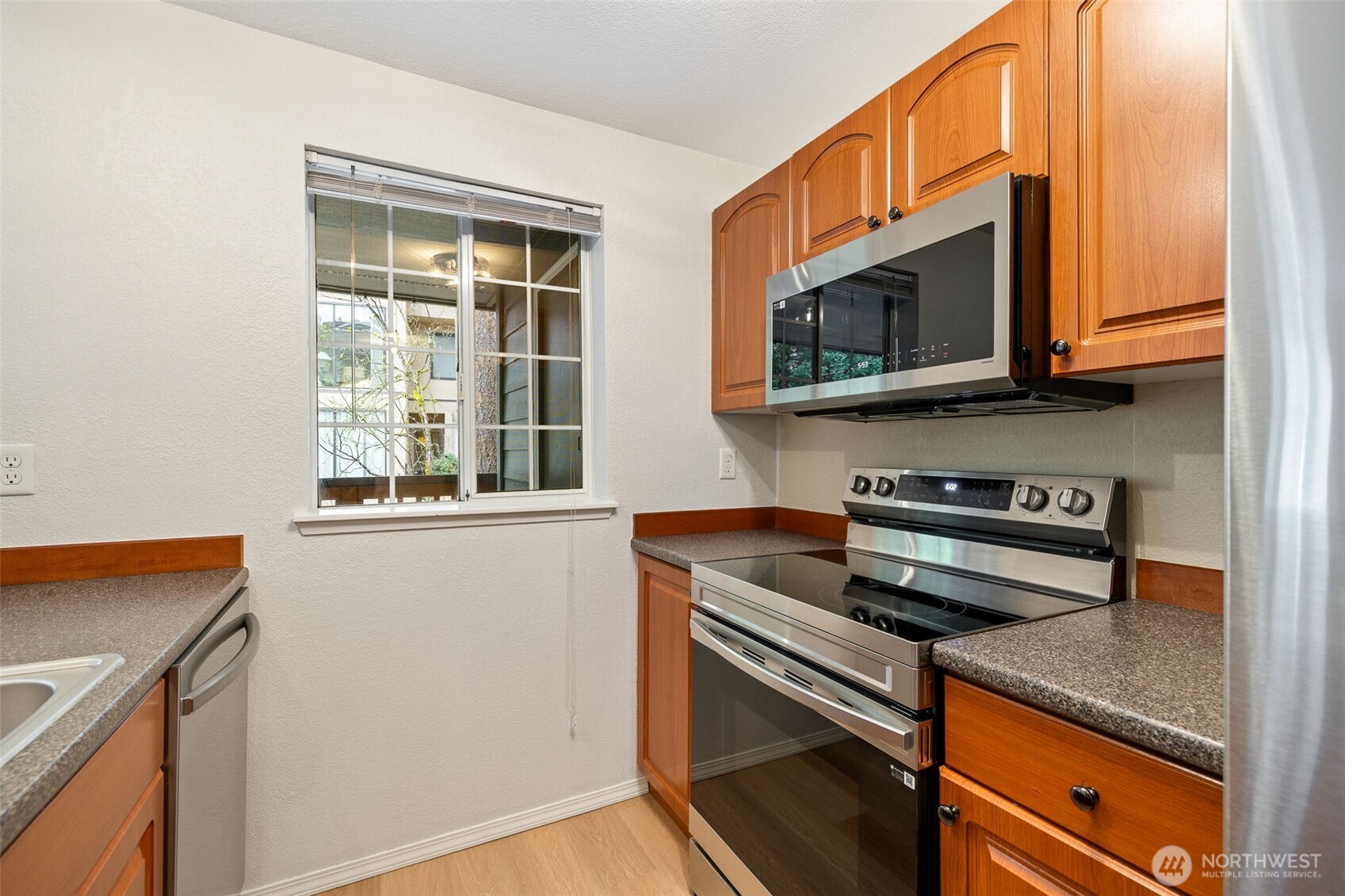 15433 Country Club Drive #E202, Mill Creek, WA 98012