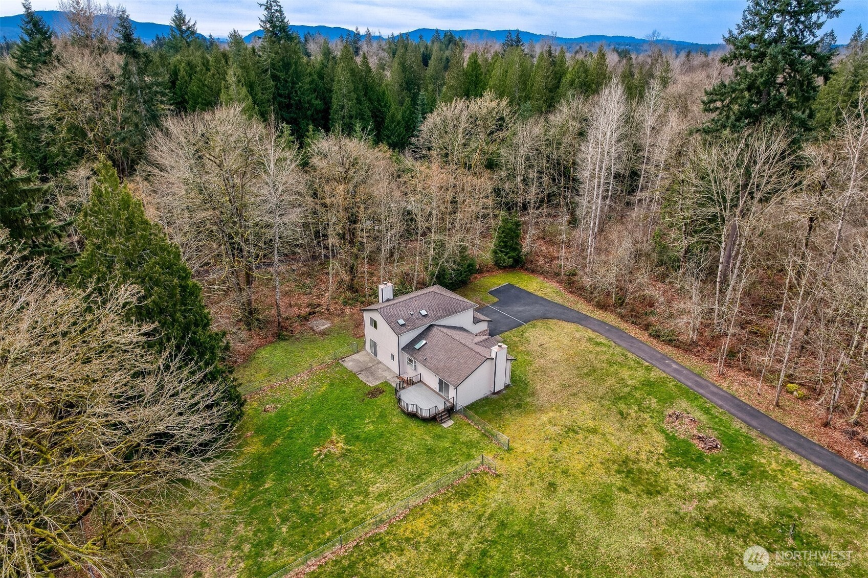 6208 258th Avenue NE, Redmond, WA 98053