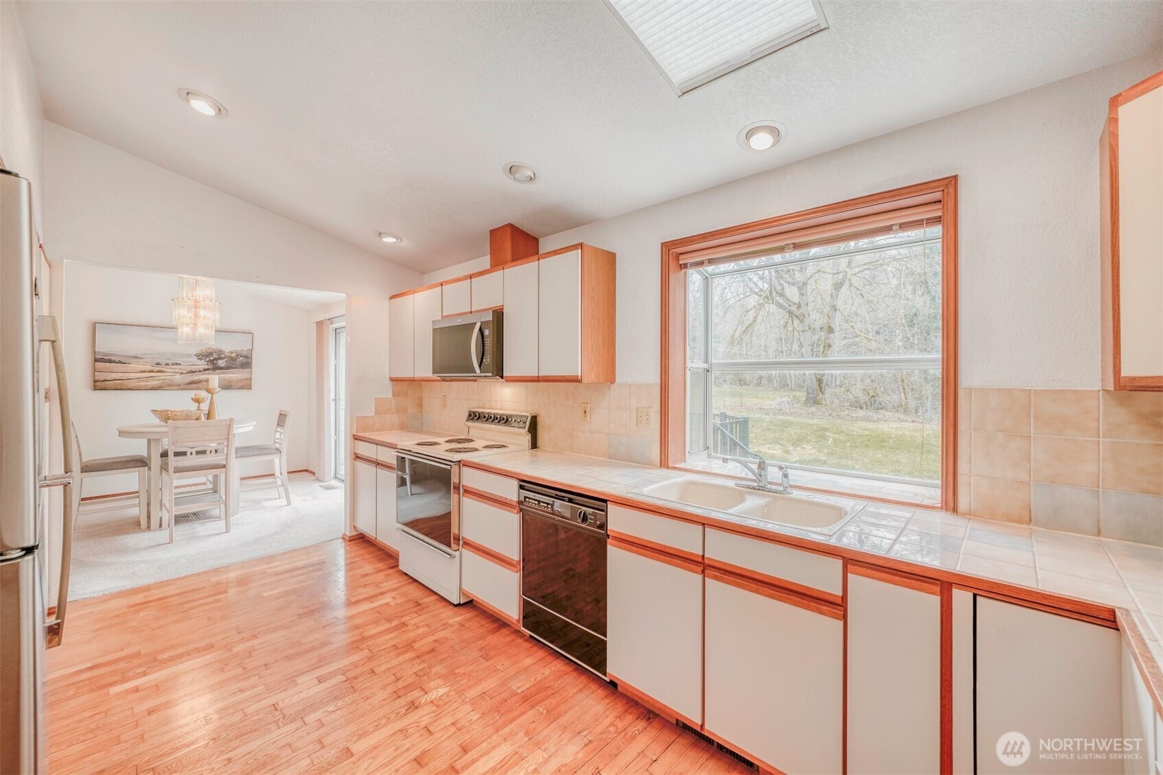 6208 258th Avenue NE, Redmond, WA 98053