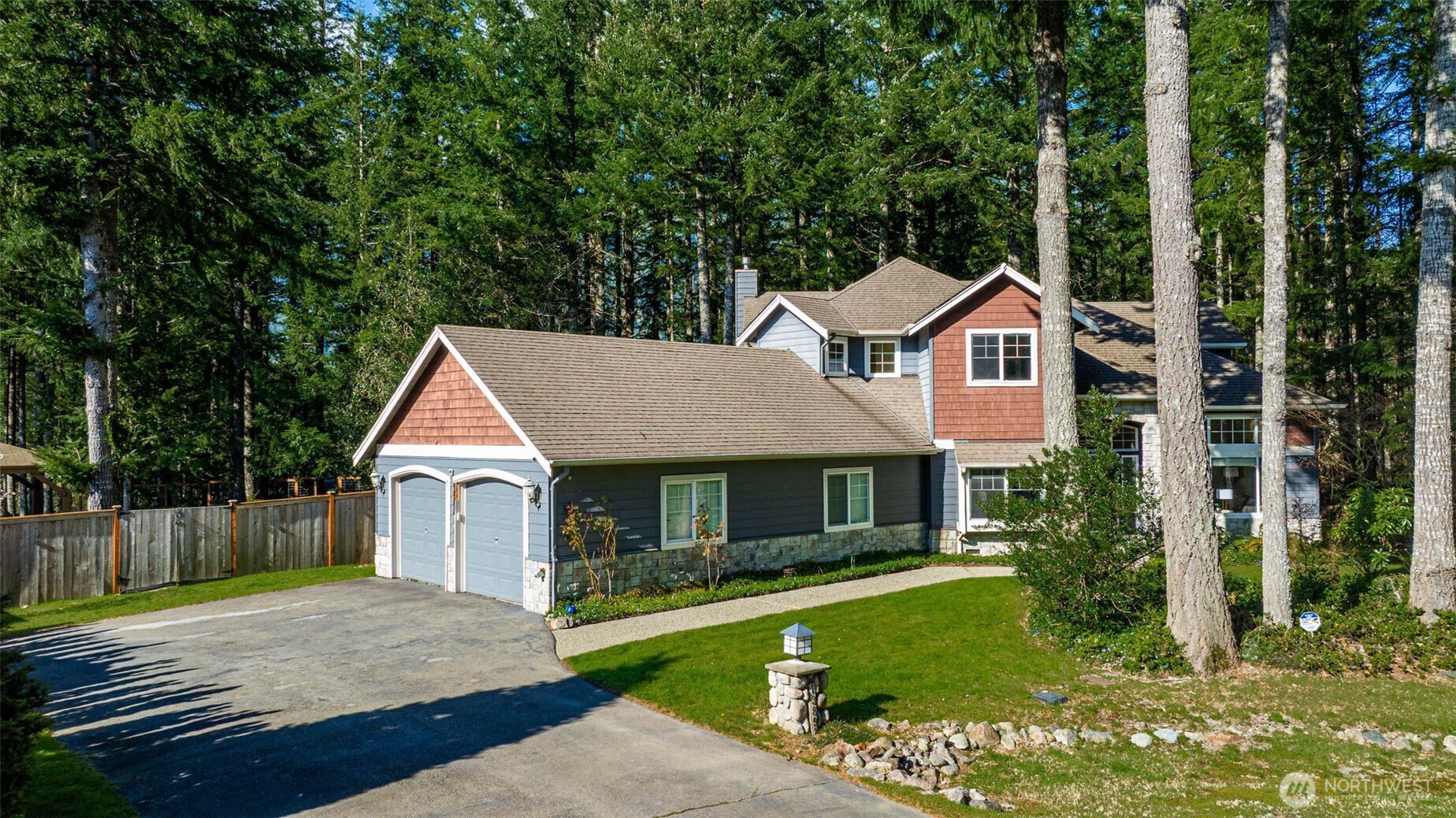 13892 473rd Court SE, North Bend, WA 98045