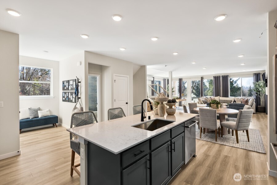 4130 Aberdeen Way NE, Renton, WA 98056