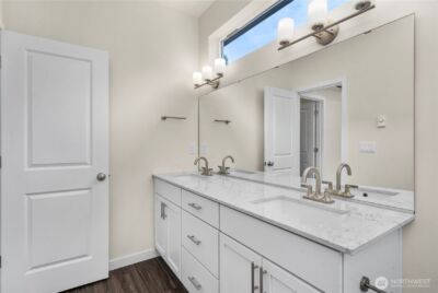 4027 Aberdeen Way NE, Renton, WA 98056 - Photo 5