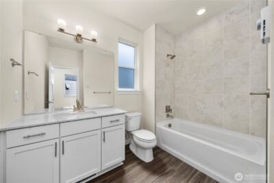 4027 Aberdeen Way NE, Renton, WA 98056 - Photo 6