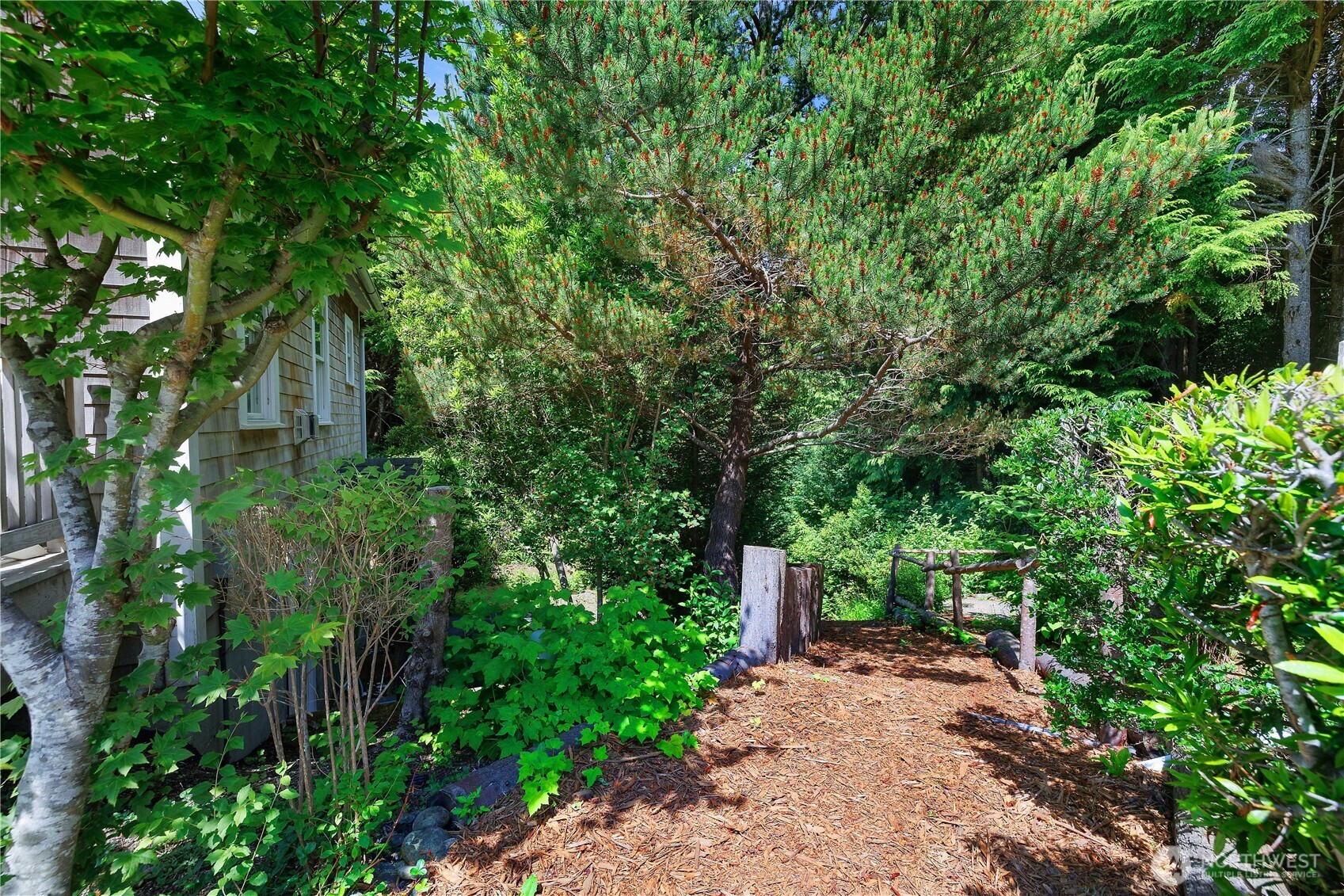 17 Beach Cabin Lane , Pacific Beach, WA 98571