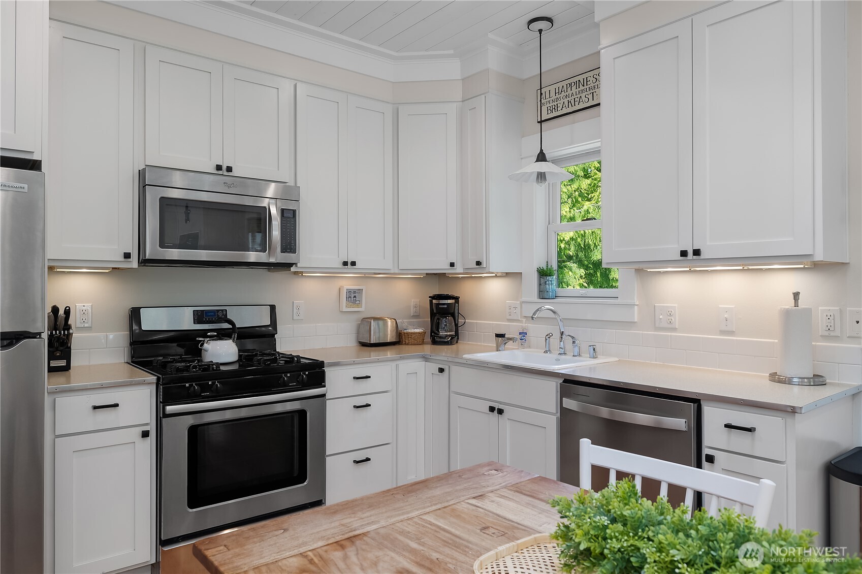 17 Beach Cabin Lane , Pacific Beach, WA 98571