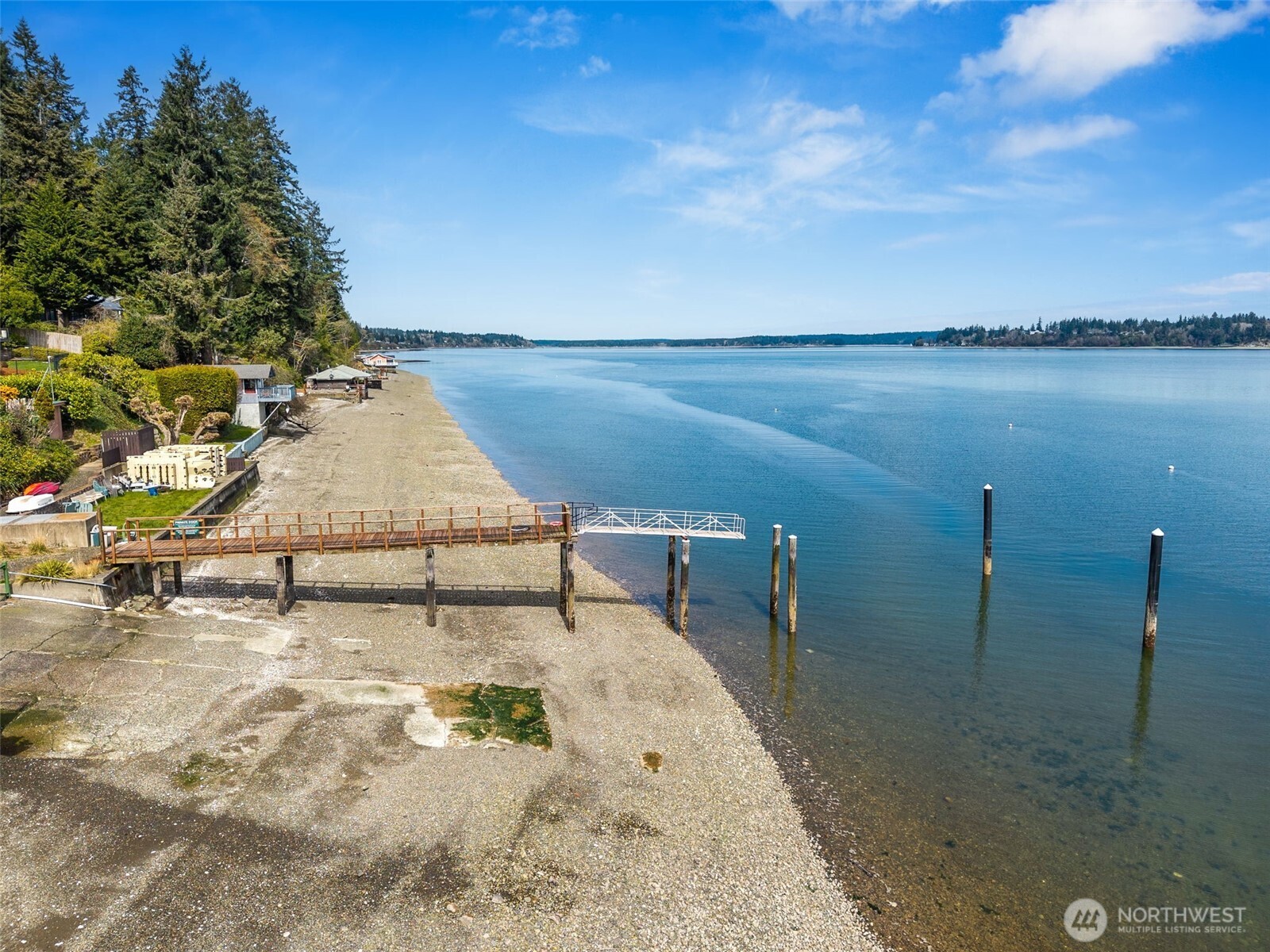2121 Beverly Beach Drive NW, Olympia, WA 98502