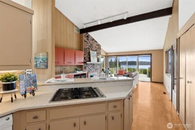 2121 Beverly Beach Drive NW, Olympia, WA 98502 - Photo 23