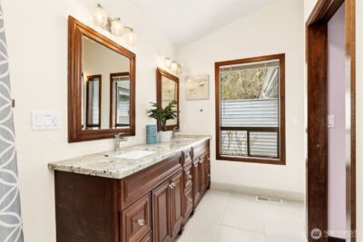 2121 Beverly Beach Drive NW, Olympia, WA 98502 - Photo 30