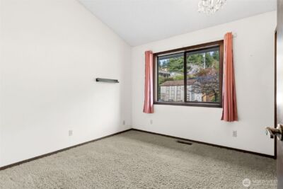 2121 Beverly Beach Drive NW, Olympia, WA 98502 - Photo 33