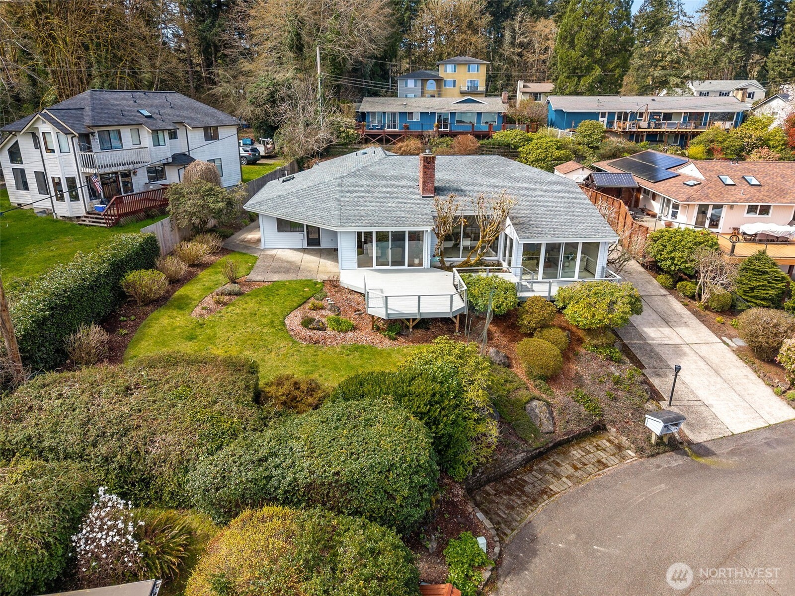 2121 Beverly Beach Drive NW, Olympia, WA 98502