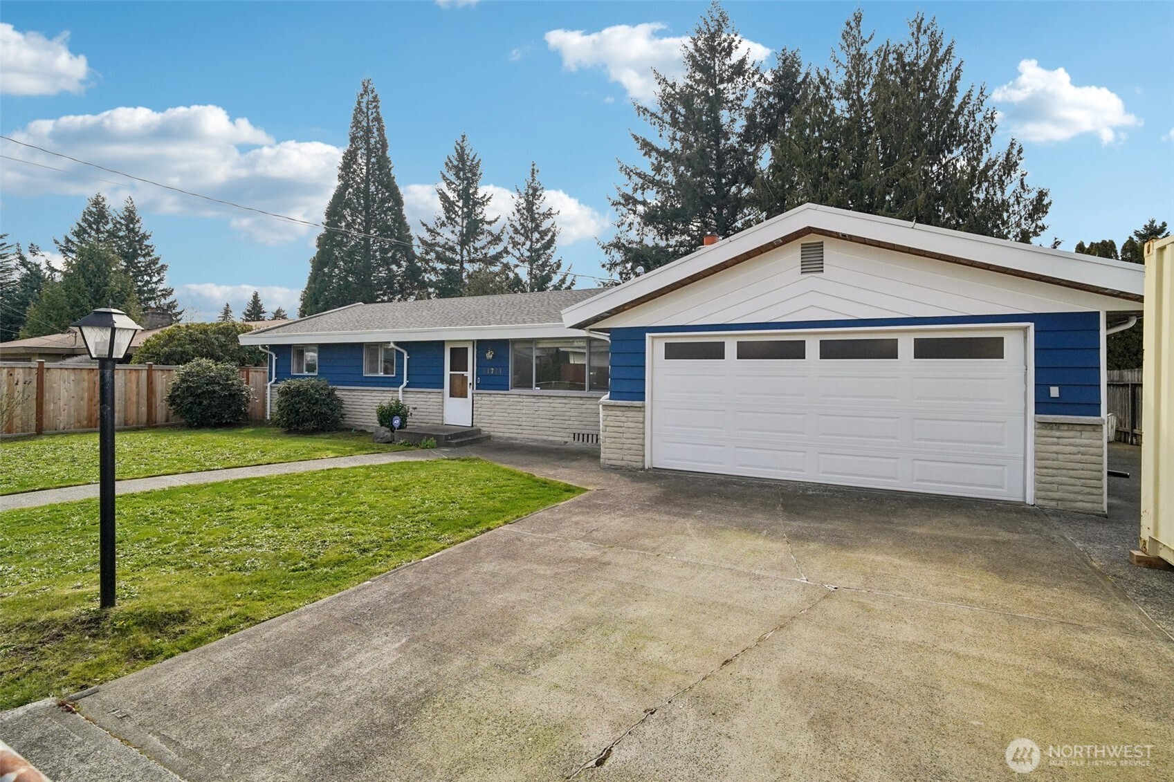 21721 108th Place SE, Kent, WA 98031-2132