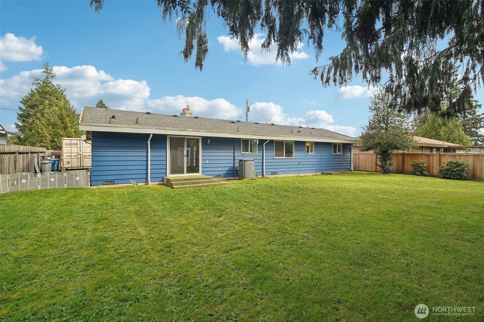 21721 108th Place SE, Kent, WA 98031-2132