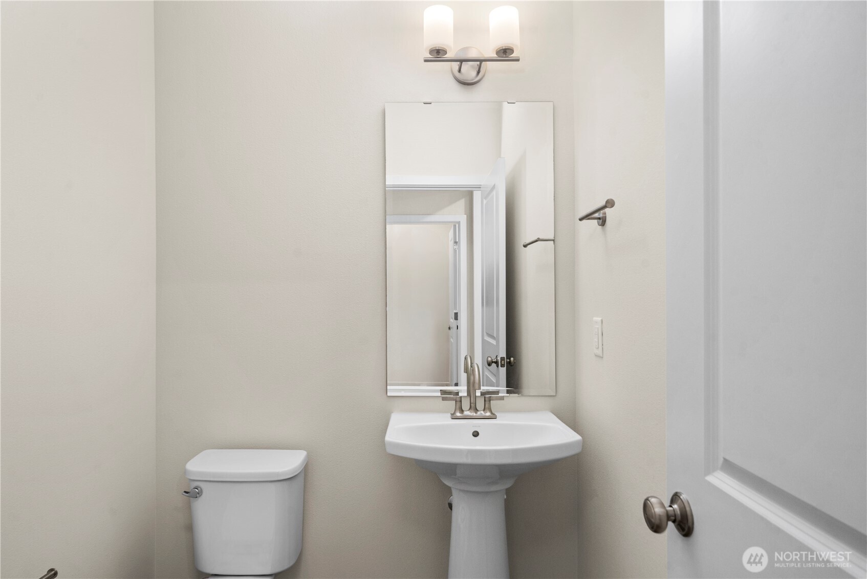 4033 Aberdeen Way NE, Renton, WA 98056