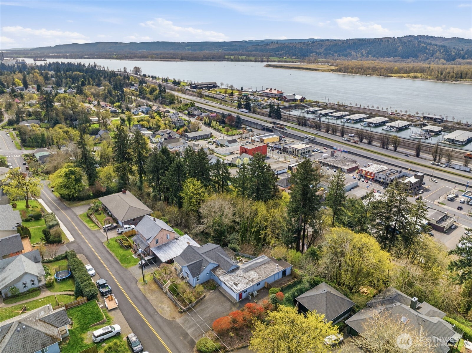 319 N 3rd Street , Kalama, WA 98625