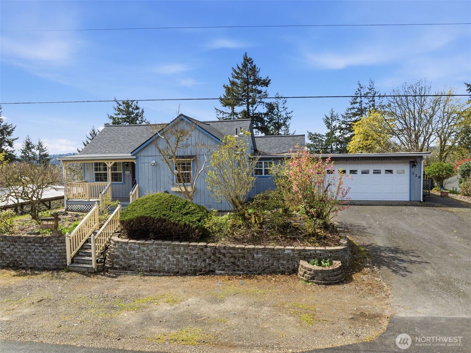 319 N 3rd Street , Kalama, WA 98625