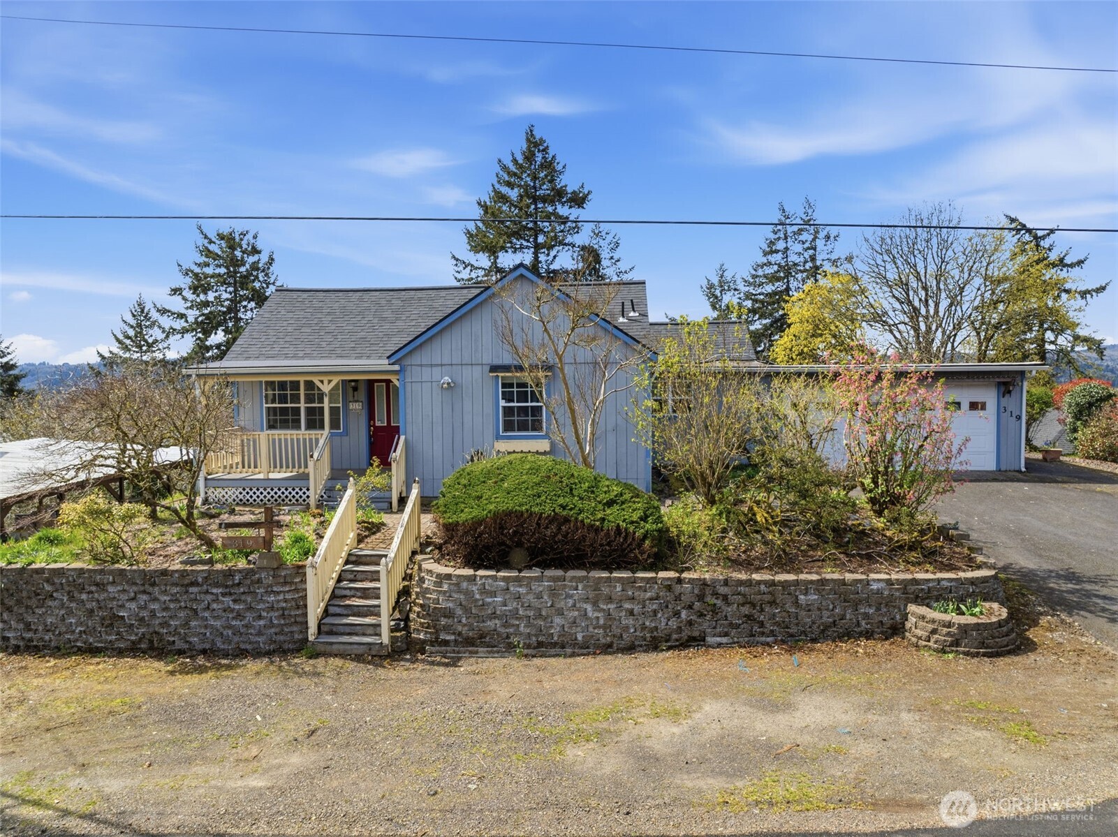 319 N 3rd Street , Kalama, WA 98625