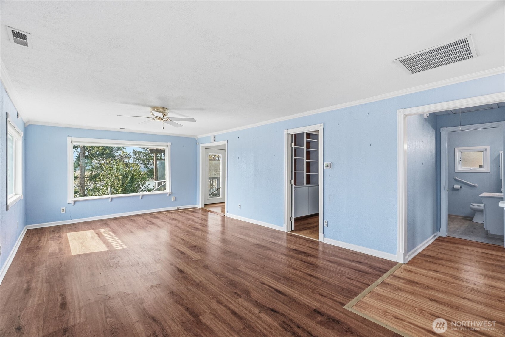 319 N 3rd Street , Kalama, WA 98625