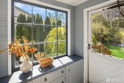 9213 25TH Avenue NE, Seattle, WA 98115 - Photo 17