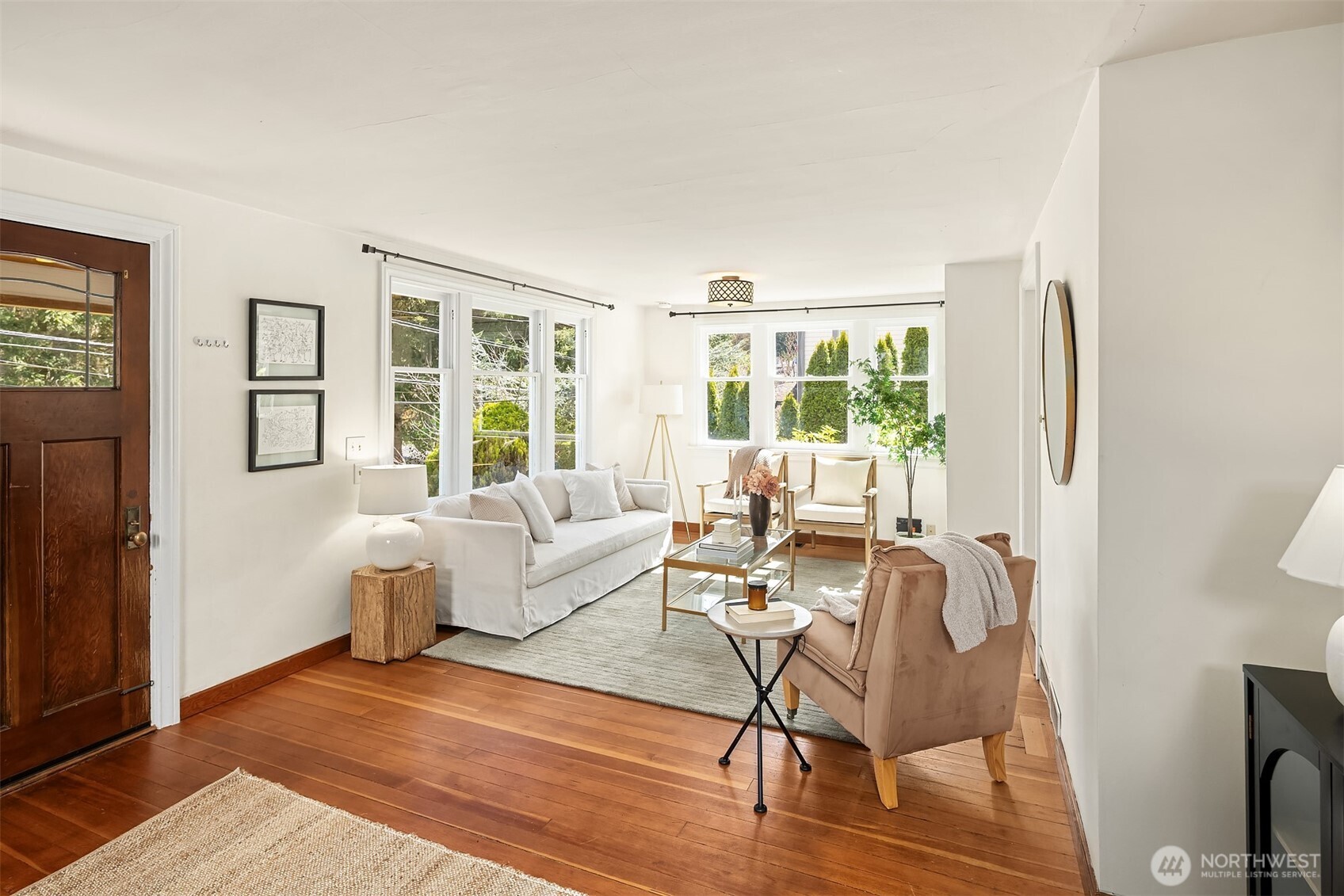 9213 25TH Avenue NE, Seattle, WA 98115