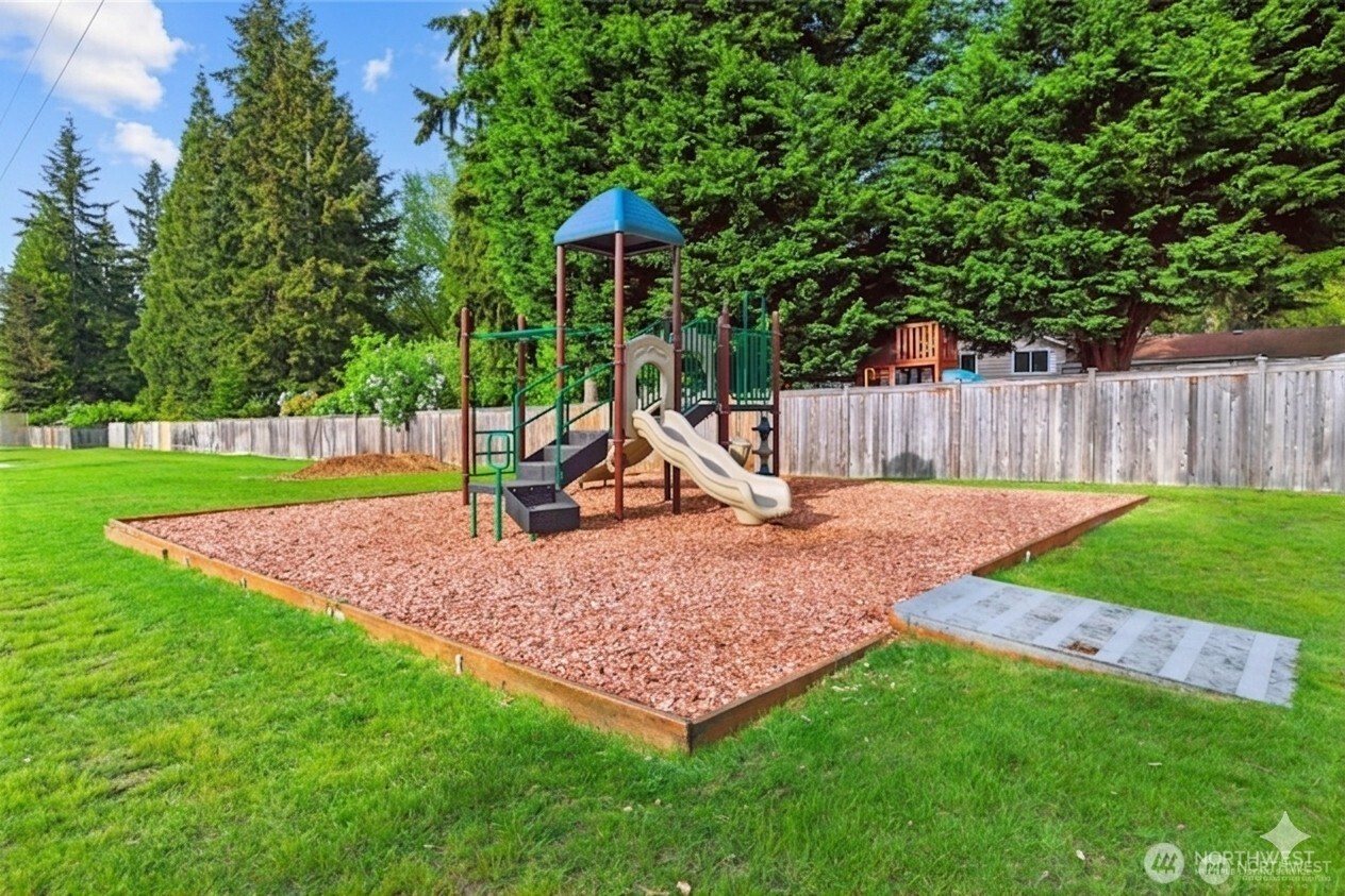 12242 SE 59th Street #123, Bellevue, WA 98006