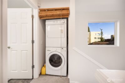 1231 6th Avenue N, Seattle, WA 98109 - Photo 15