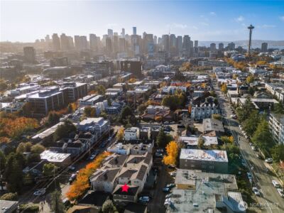 1231 6th Avenue N, Seattle, WA 98109 - Photo 2