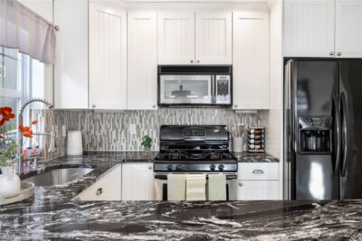 1231 6th Avenue N, Seattle, WA 98109 - Photo 27