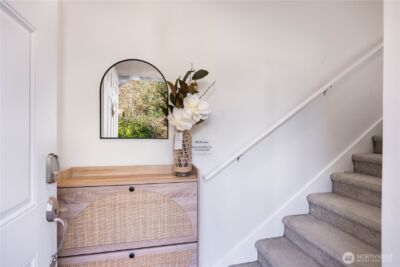 1231 6th Avenue N, Seattle, WA 98109 - Photo 33